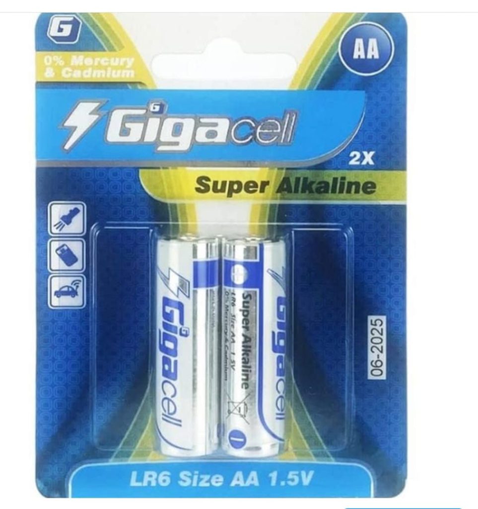 باتری نیم قلمی گیگاسل gigacell بسته 2 عددی باتری سوپر آلکالاین
